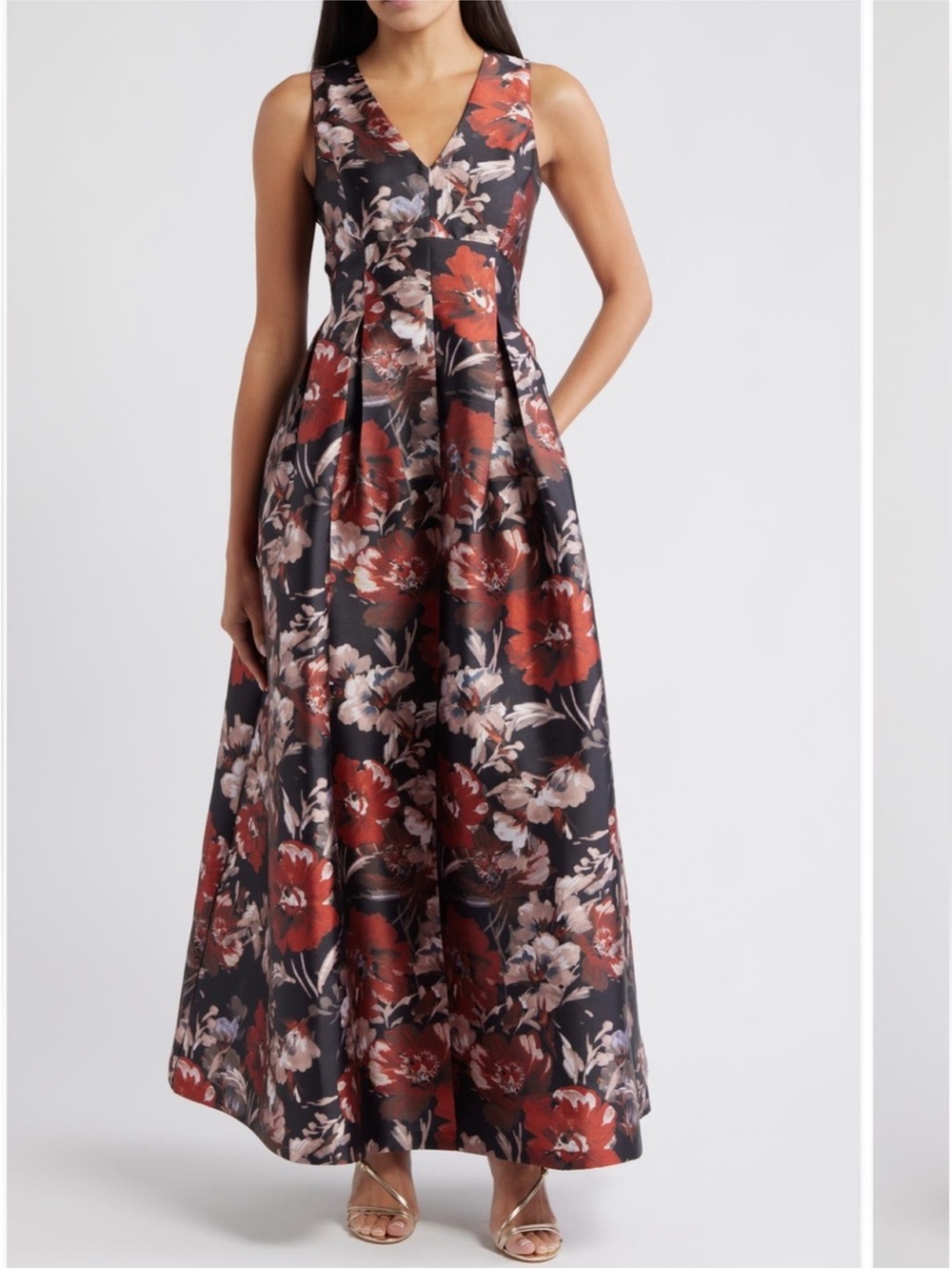 ✨NEW✨Julia Jordan Floral Sleeveless
Dress Maxi Gown